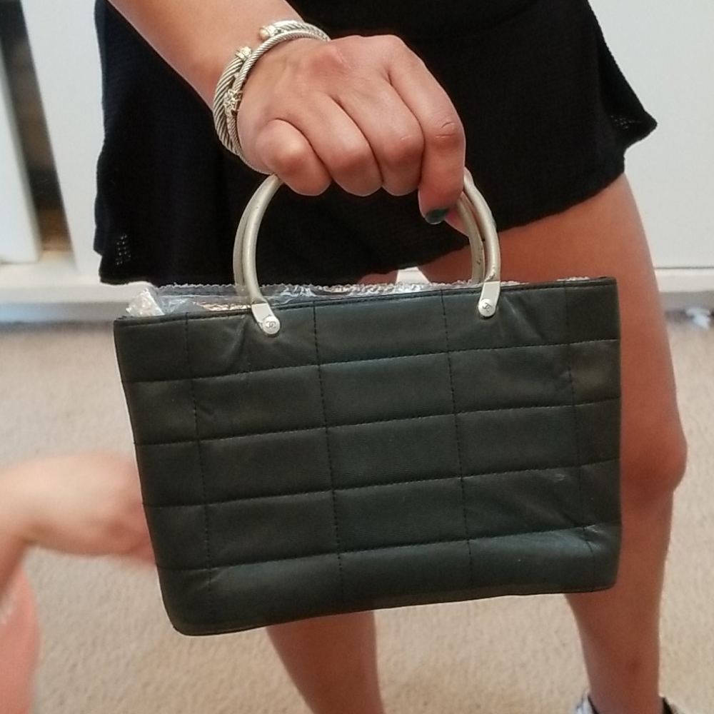 Sale  Rare Chanel mini chocolate bar black bag - Picture 4 of 17